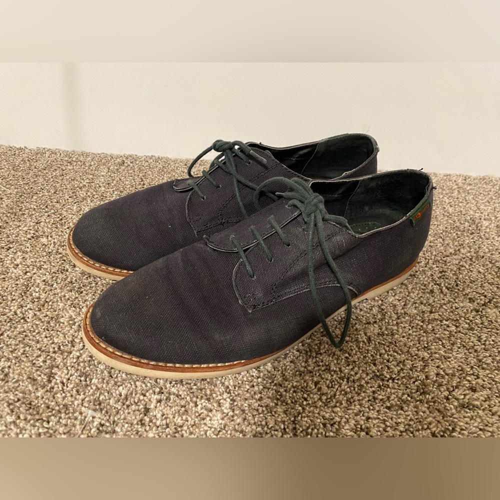 Laced Women Flats